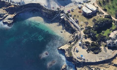 Tourist dies after being pulled from La Jolla Cove